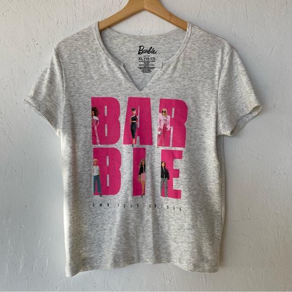 Barbie Tee shirt - Picture 2 of 8